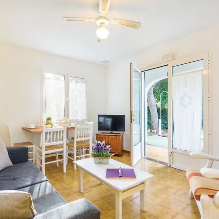 Villas Isi & Ana Mestral Cala'N Blanes  Екстер'єр фото