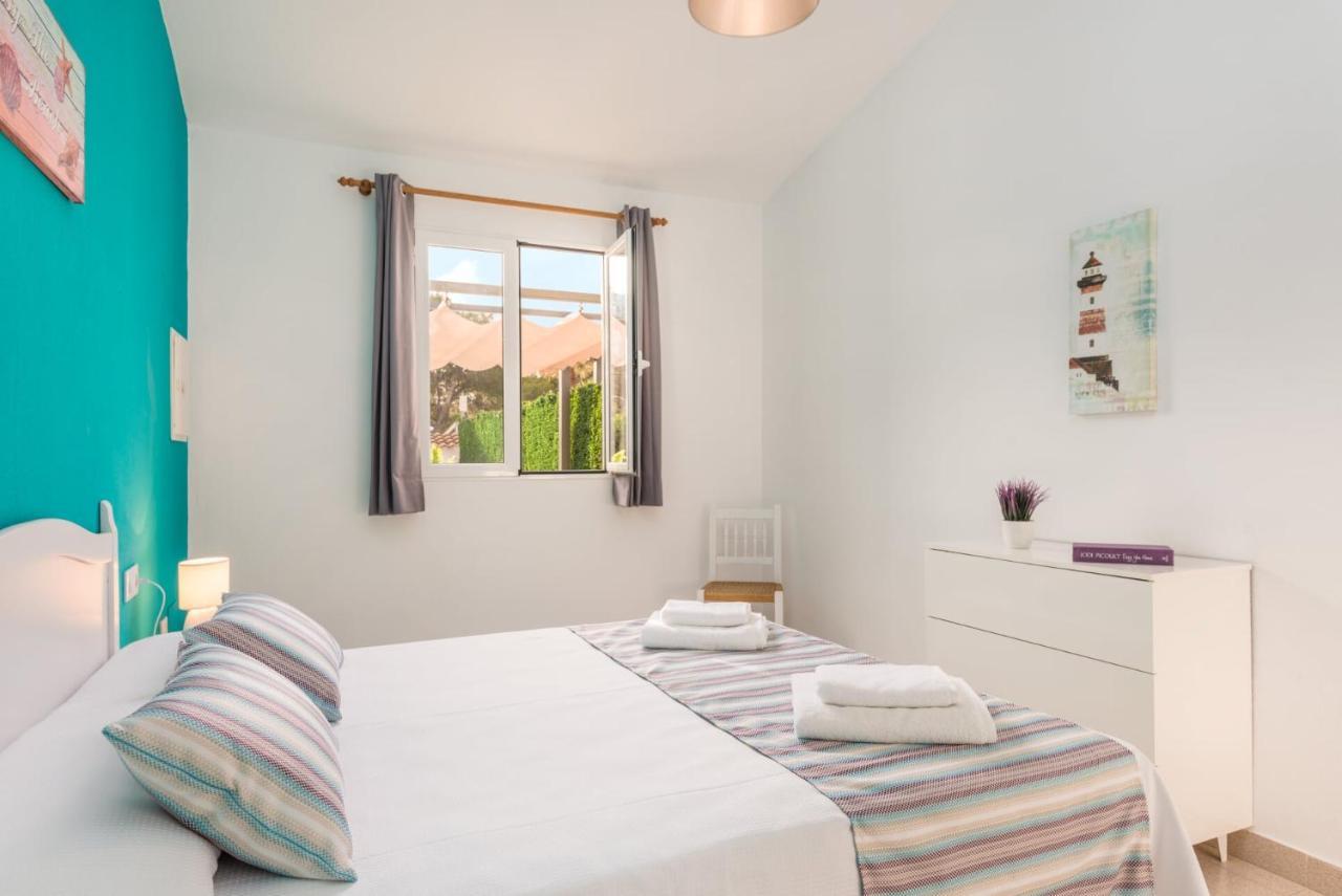 Villas Isi & Ana Mestral Cala'N Blanes  Екстер'єр фото