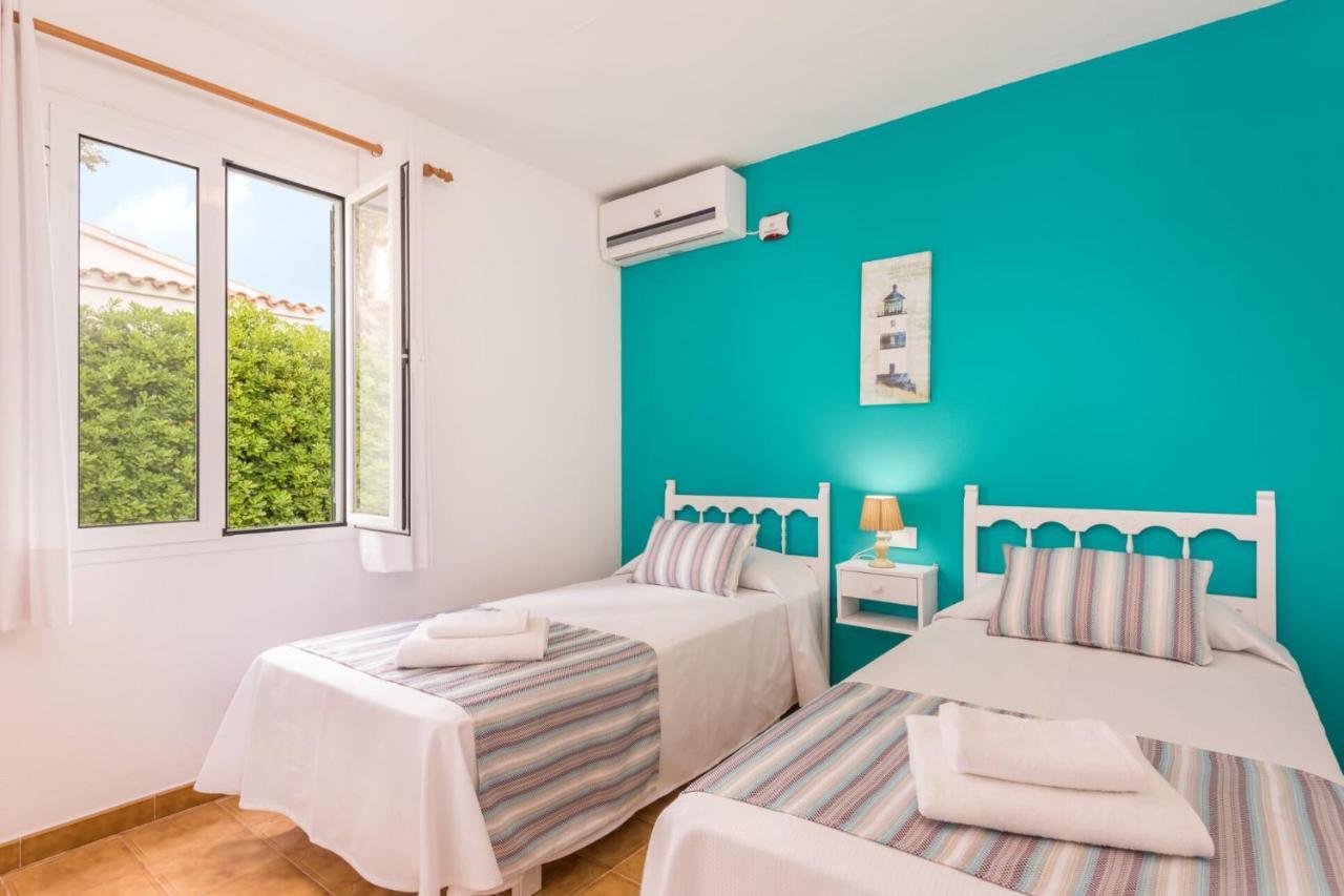 Villas Isi & Ana Mestral Cala'N Blanes  Екстер'єр фото